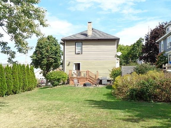 3rd image of 109 Hamilton St