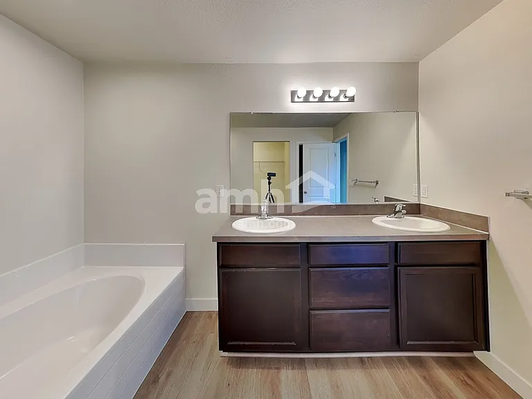 348 Lolo Trail Ave — Photo 12