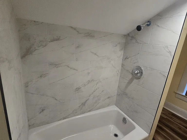 724 Temple Ave — Photo 15