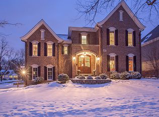 457 Hawthorne Blvd, Glen Ellyn, IL
