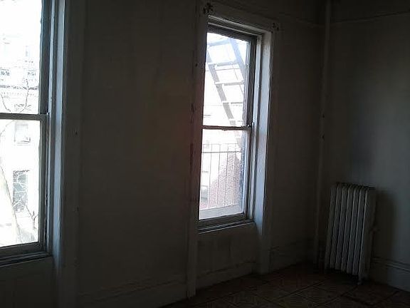 4th image of 3 W 122nd St APT D4