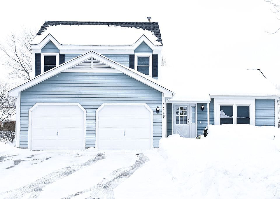 1st image of 17379 W Hickory Ln