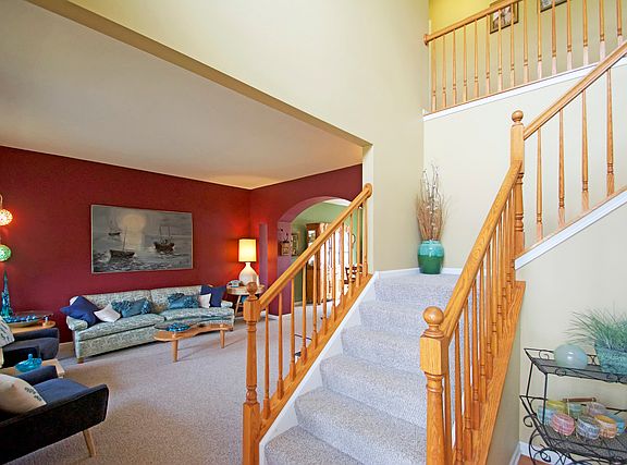 3rd image of 210 Southfield Dr