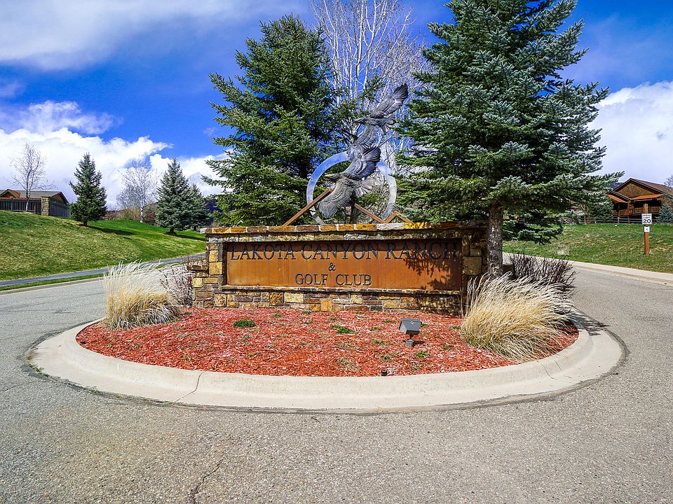 1st image of Deer Valley Dr