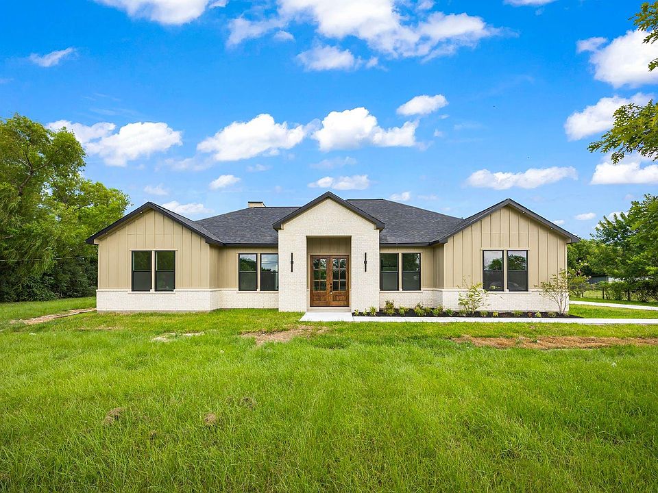 1st image of 243 County Road 487