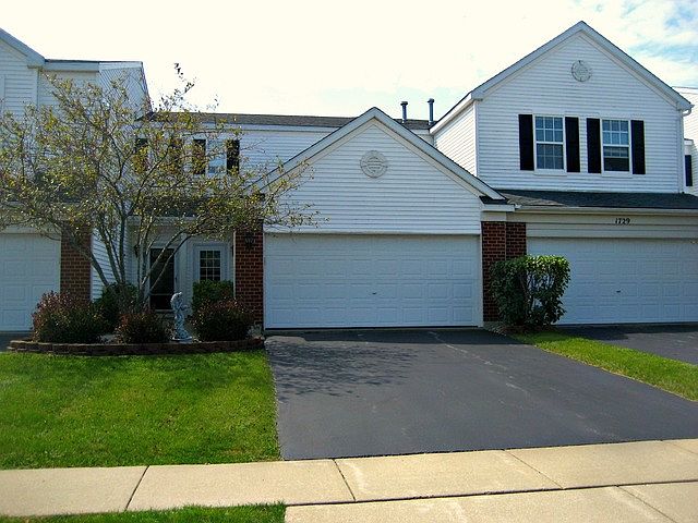 1st image of 1727 Parkside Dr