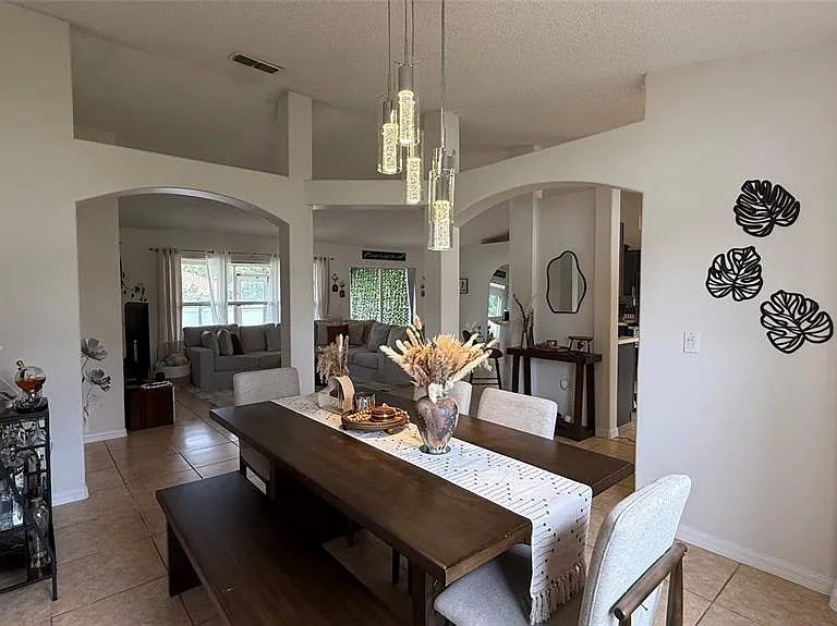 1381 Fallwood Dr — Photo 6
