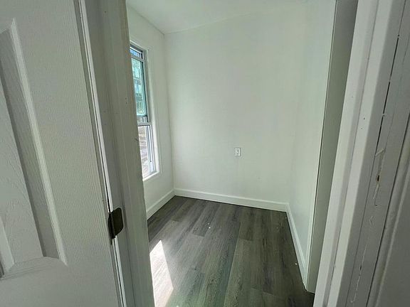 2nd image of 28 Yale Ave #3E