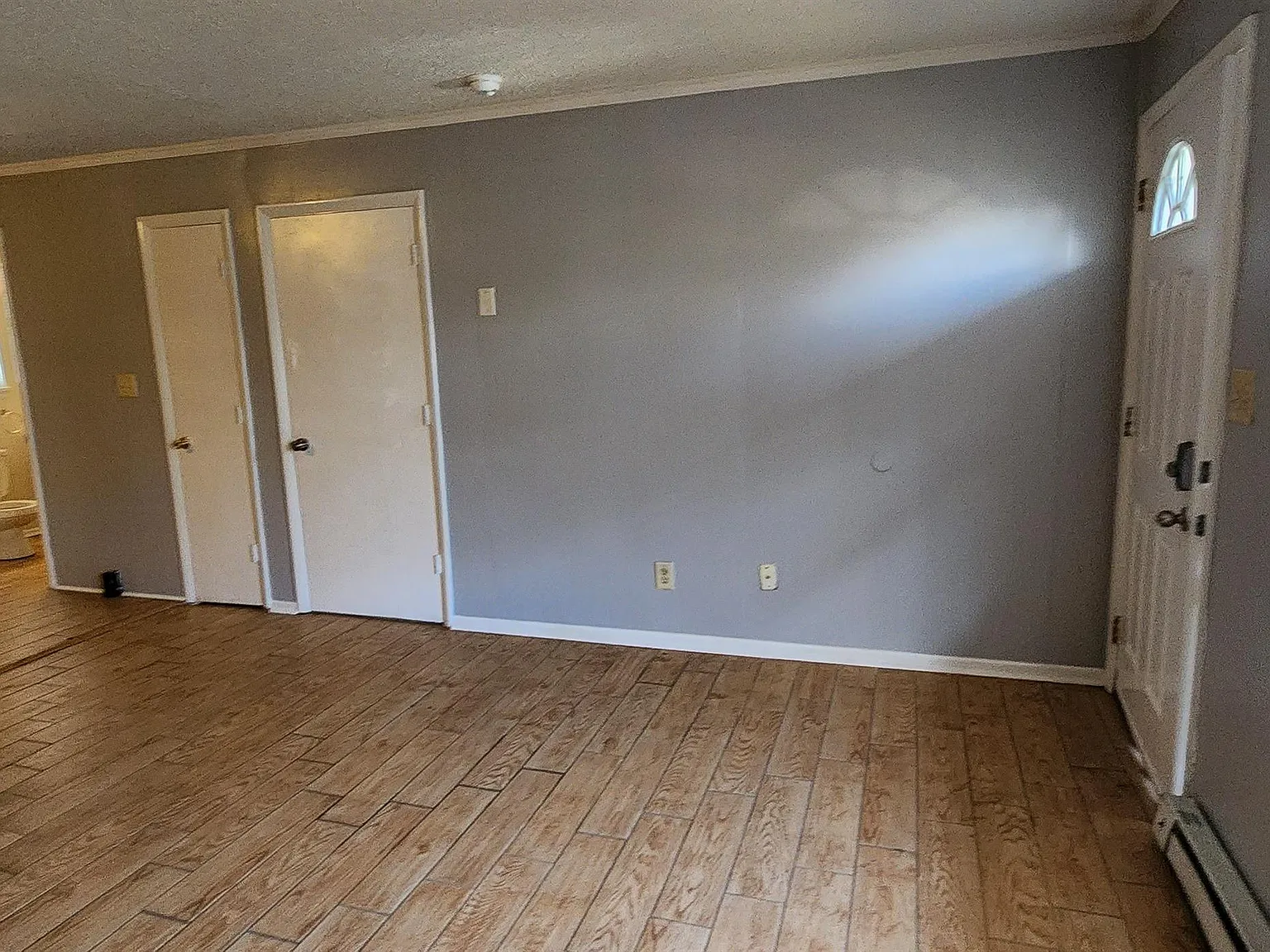 1013 Sloan Street - 1 — Photo 3