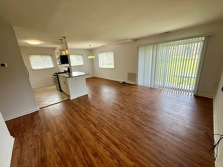 350 Gatewater Ct #A — Photo 7