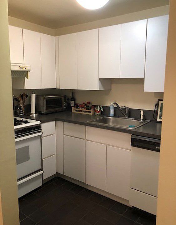2nd image of 71 Joralemon St #1