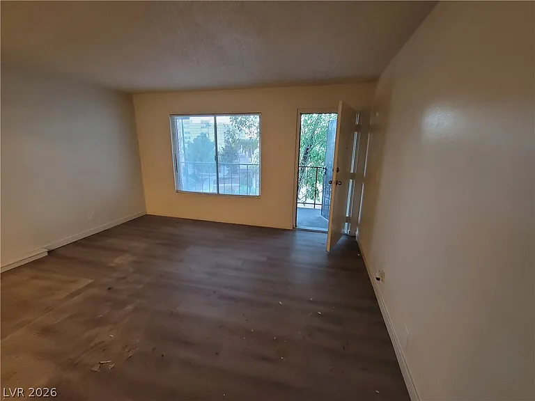 615 S Royal Crest Cir #10 — Photo 13