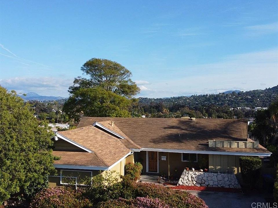 1st image of 6215 Cresthaven Dr