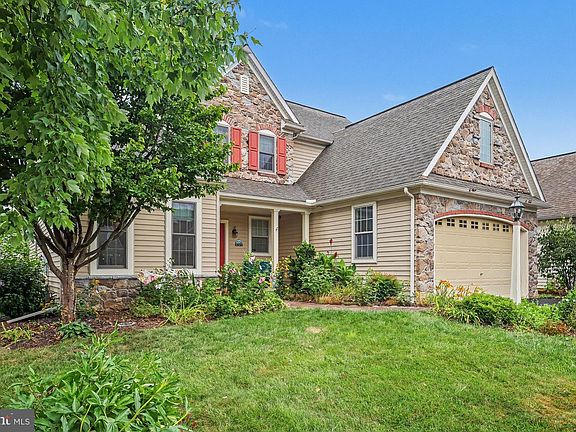3rd image of 1317 Willow Creek Dr