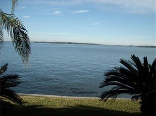 11 Brookhaven Point, Montgomery, TX 77356