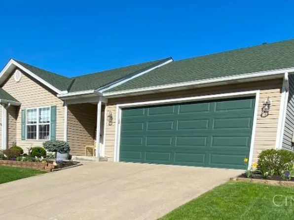 65 W Persimmon Dr, Hamilton, OH 45013