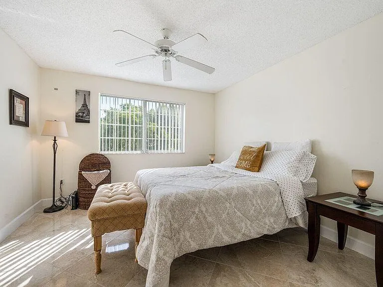 1100 Crestwood Ct S #1110 — Photo 10
