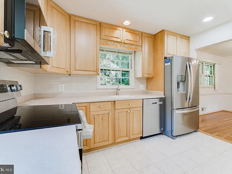 5683 Ravenel Ln — Photo 9
