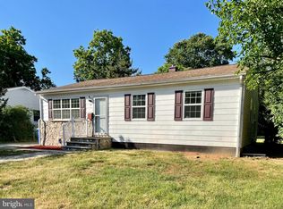 19 Hickory Ln, Dover, DE 19904