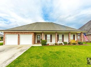 473 Cougar Dr, Houma, LA 70360