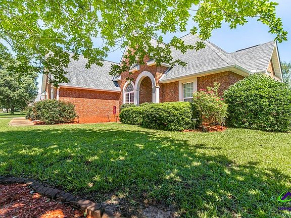 2nd image of 608 Twelve Oaks Dr