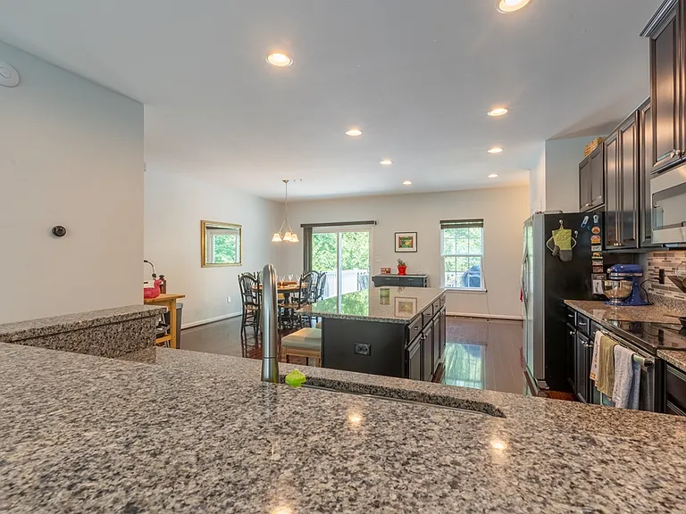 220 W General Grey Ct — Photo 10