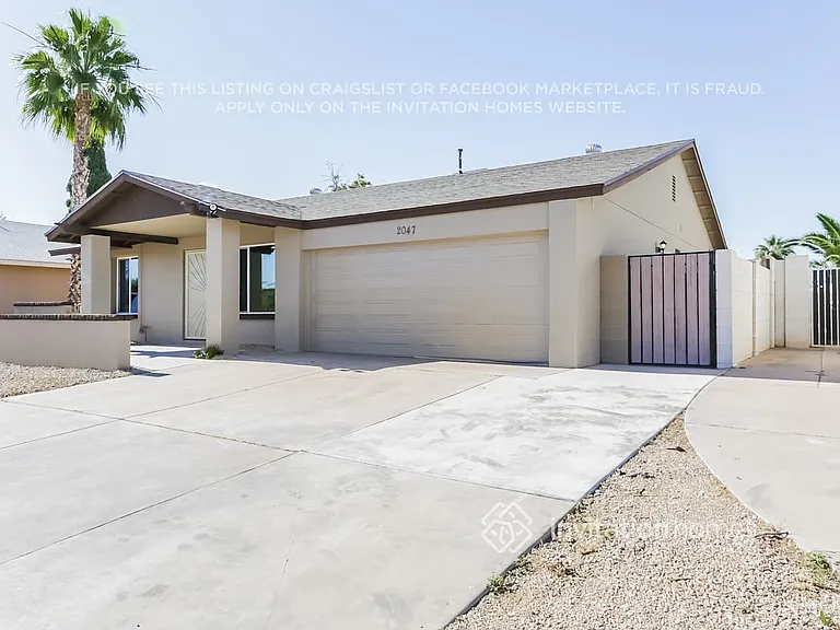 2047 E Cornell Dr — Photo 2