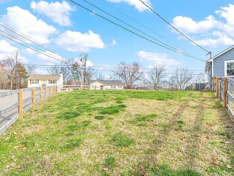 5712 Walden Woods Ct — Photo 35