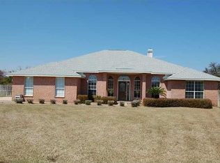 2540 Frank Cir, Gulf Breeze, FL 32563