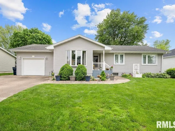 206 York St, Wilton, IA 52778