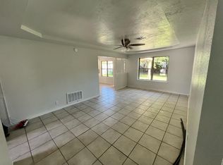 921 W Kyle Way, Mustang, OK 73064