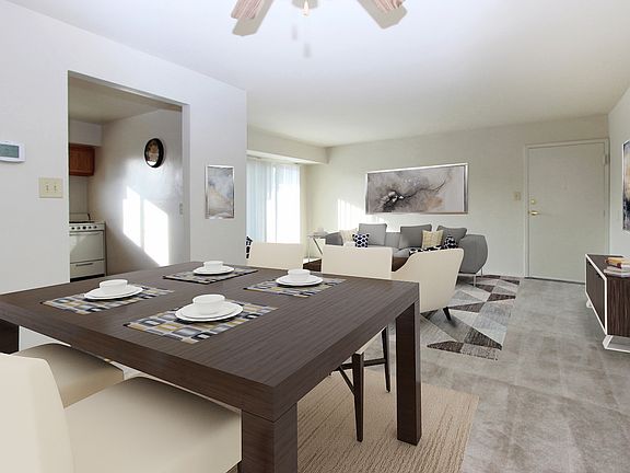 2nd image of 469 Glen Mar Rd #466-C4