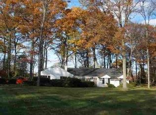 3756 Lincoln Dr, Bloomfield Hills, MI 48301