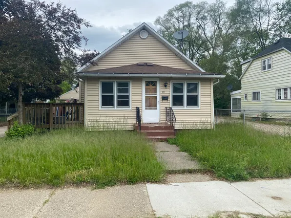 251 Crown St SW, Wyoming, MI 49548
