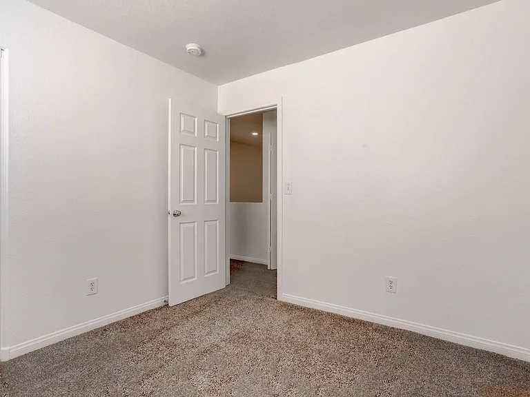 1195 Sweet Orange St — Photo 25