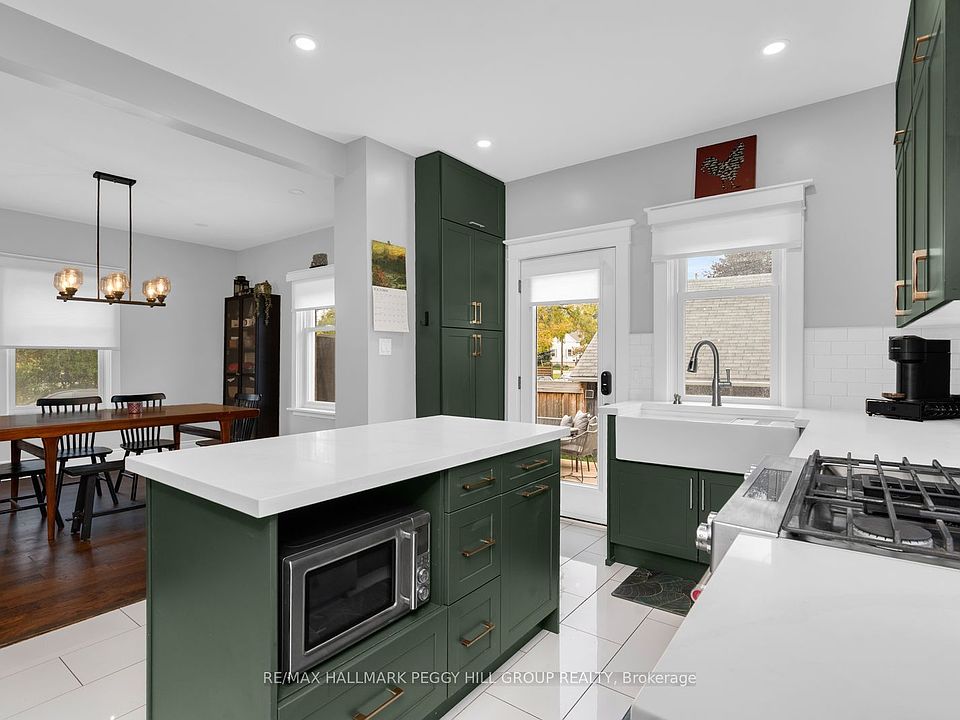 1st image of 36 Commercial St