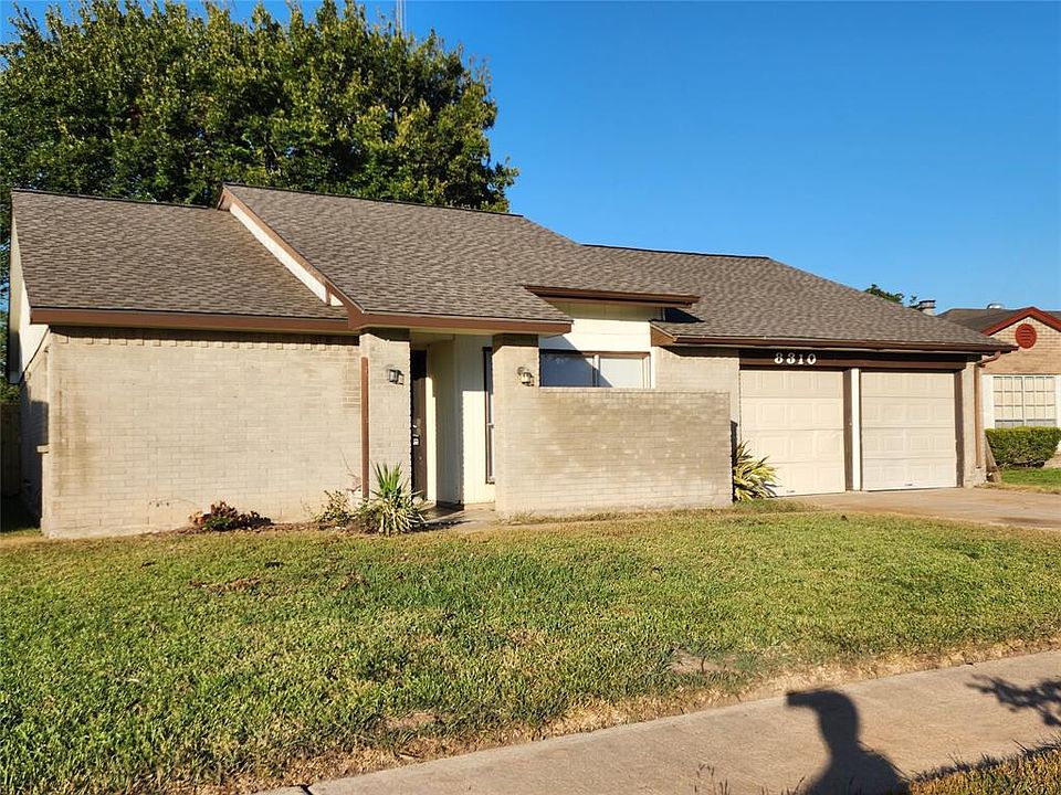 1st image of 8310 N Meadow Bird Cir