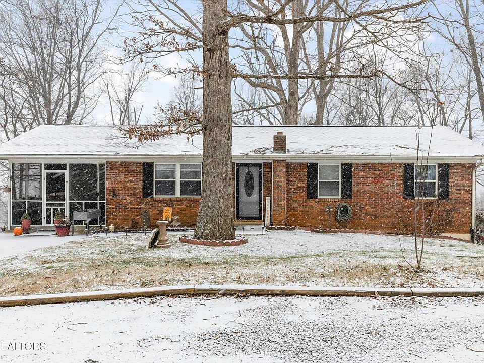 1st image of 1404 Magnolia Ave