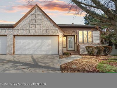 1120 Rolling Green Ln, Lansing, MI, 48917
