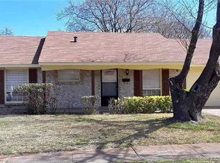 406 Meadowhill Dr, Garland, TX 75043