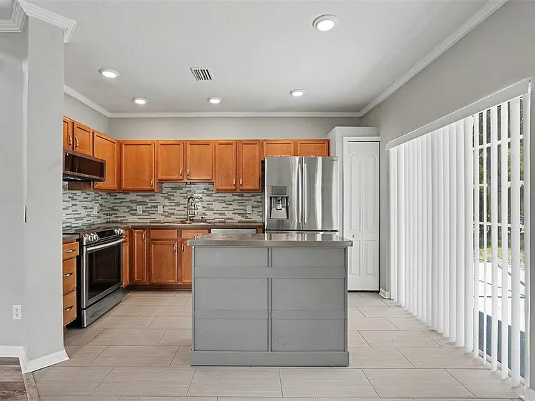 4249 Old Waverly Ct — Photo 11