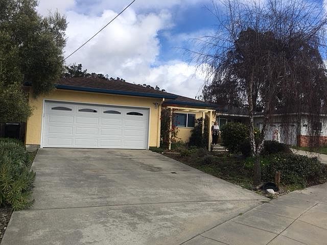 1st image of 713 Arroyo Leon Dr