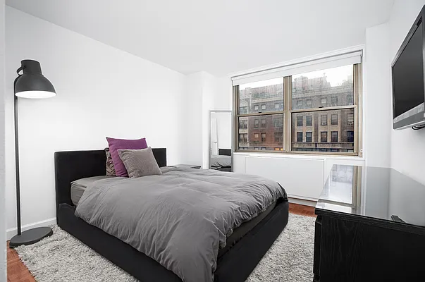 Rented by Douglas Elliman | media 20