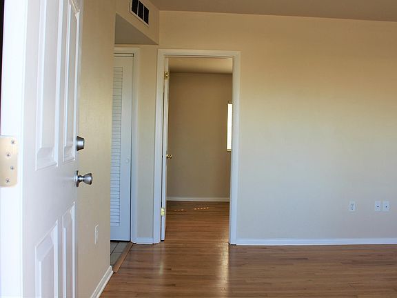 5th image of 651 Palm Dr APT A3