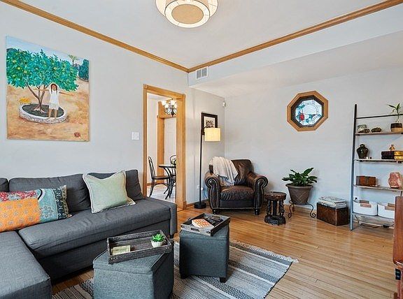 5th image of 7307 N Wolcott Ave APT 2