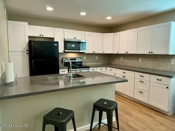 6573 E Calle La Paz Unit A, Tucson, AZ 85715