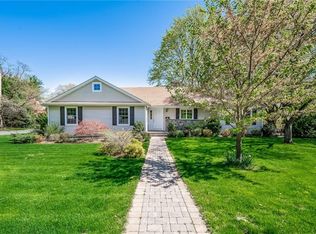 19 Rock Ridge Dr, Rye Brook, NY 10573