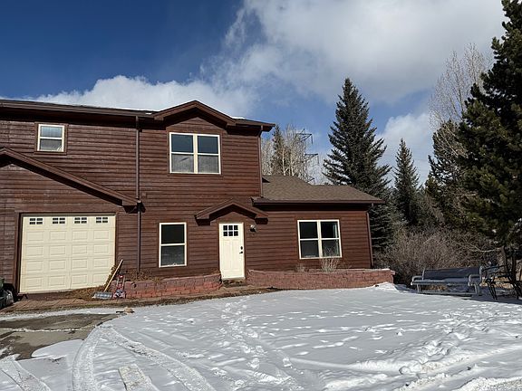 3rd image of 65 Honeysuckle Ct