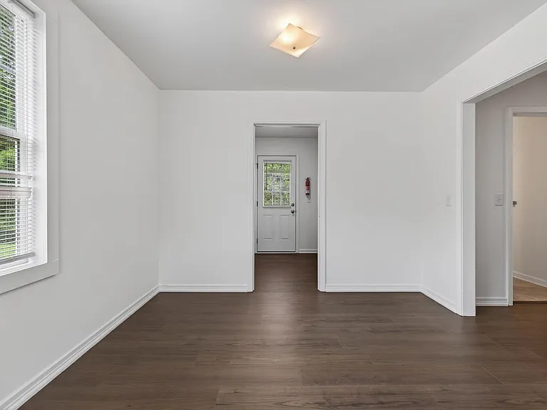 101 Valley View Cir — Photo 9