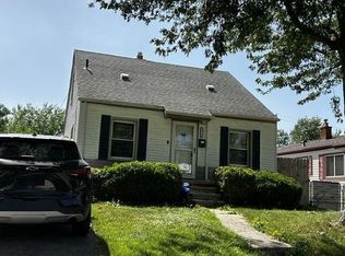 13788 Agnes St, Southgate, MI 48195